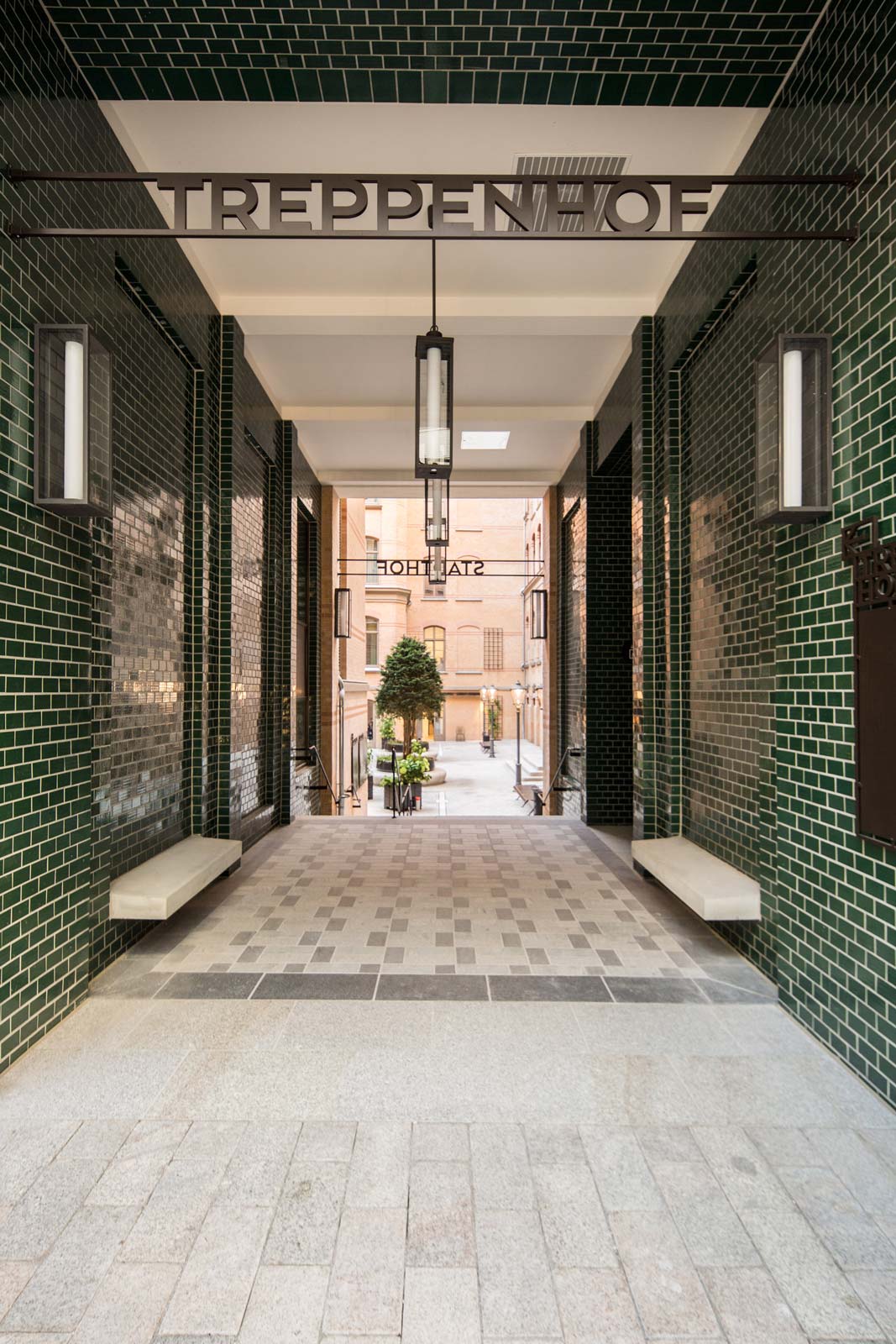 Глазурованная клинкерная фасадная плитка под кирпич Зеленая, 122*69*10 мм