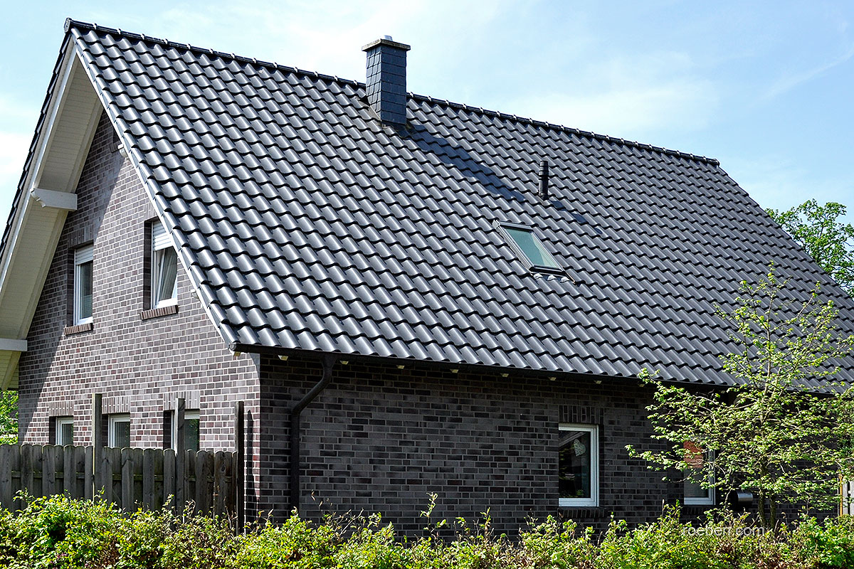 Керамическая черепица рядовая Roben Limburg антрацит ангоб