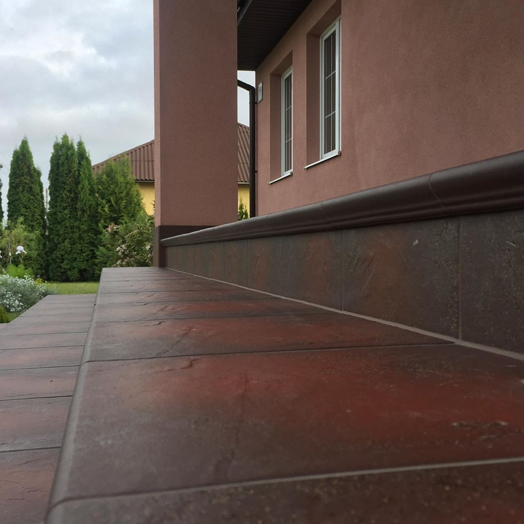 Semir Rosa клинкерная ступень с насечками противоскользящая 300x300x11 мм