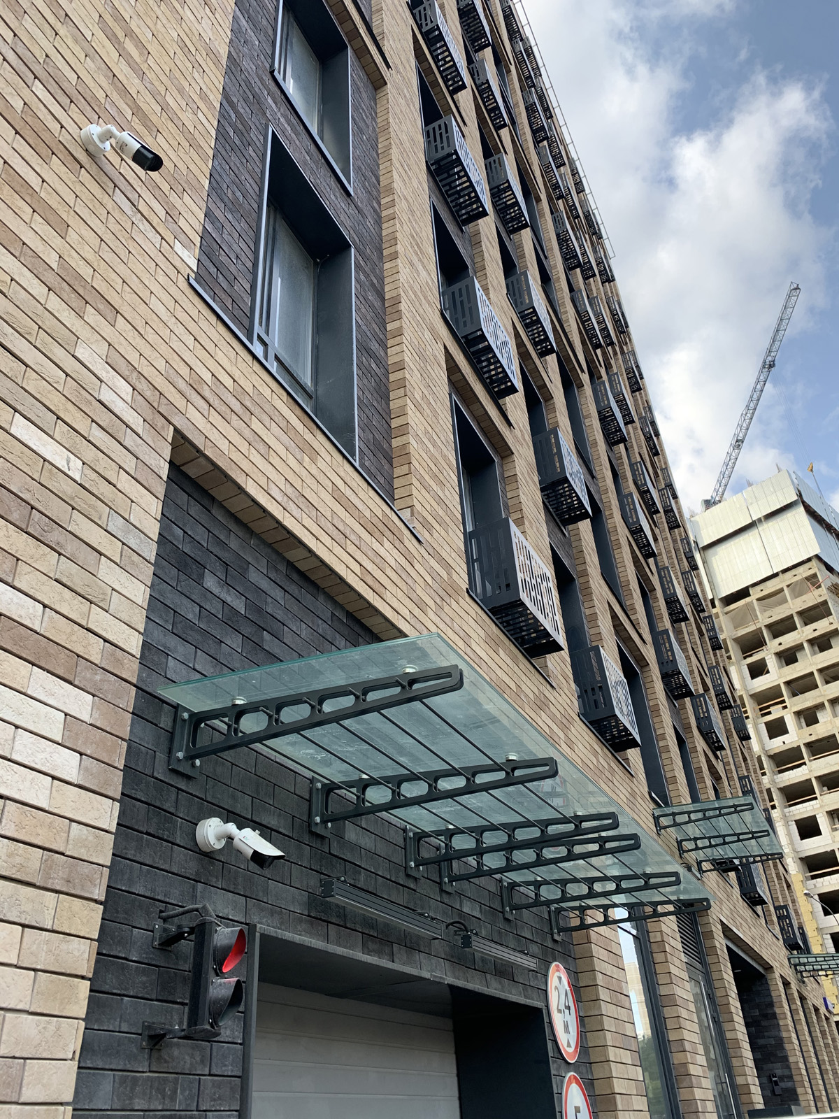 Борн-1 Плитка под кирпич для навесного вент фасада без расшивки шва  250X65X24 мм искусственный камень