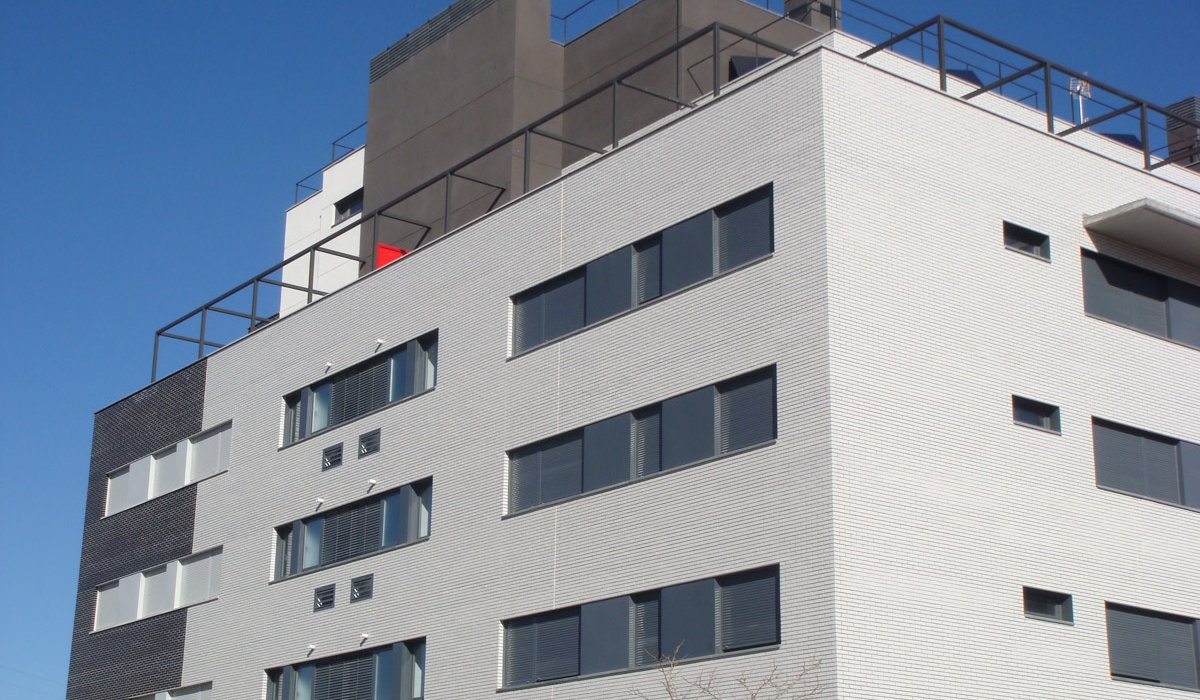 Фасадная Термопанель из пенополистирола ППС 60 мм с клинкерной плиткой Weiss genarbt neu 240*71*10 мм