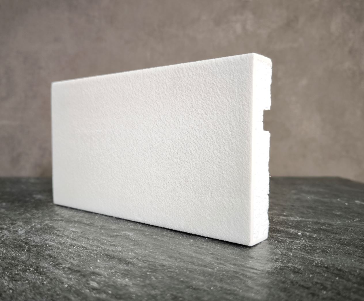 Молдинг для фасада - лепнина, декор из пенополистирола МВ-110/1 (МС-144) 110*25*2000 мм