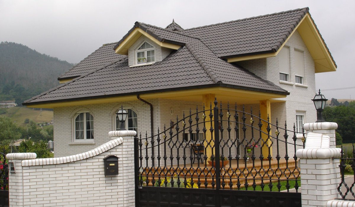 Фасадная Термопанель из Пенополиуретана ППУ 40 мм с Клинкерной Глазурованной плиткой Weiss 300, 240*71*10 мм