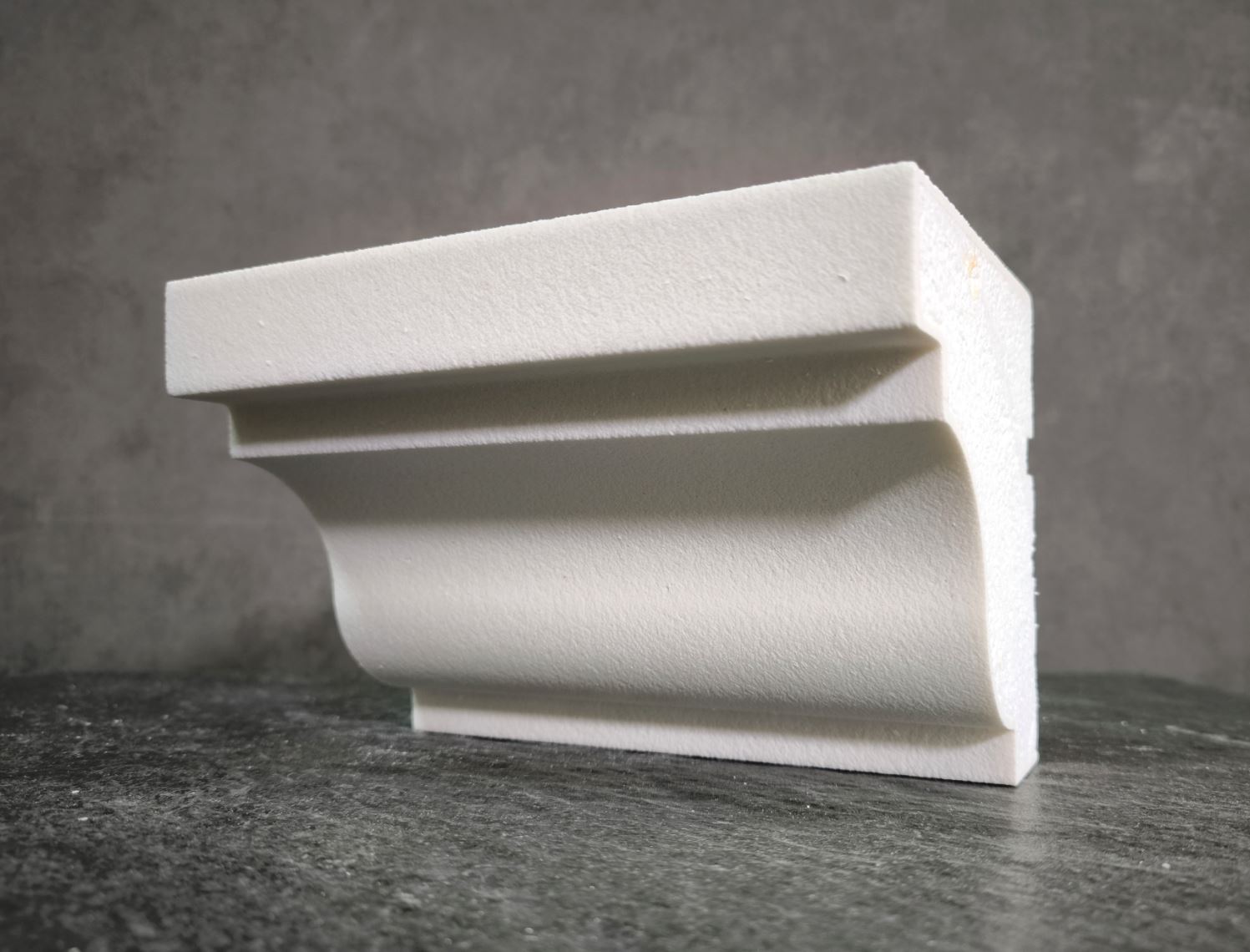 КАРНИЗ для Фасада и Интерьера - лепнина, декор из пенополистирола КВ-132/1 (КС-113) 132*128*2000 мм