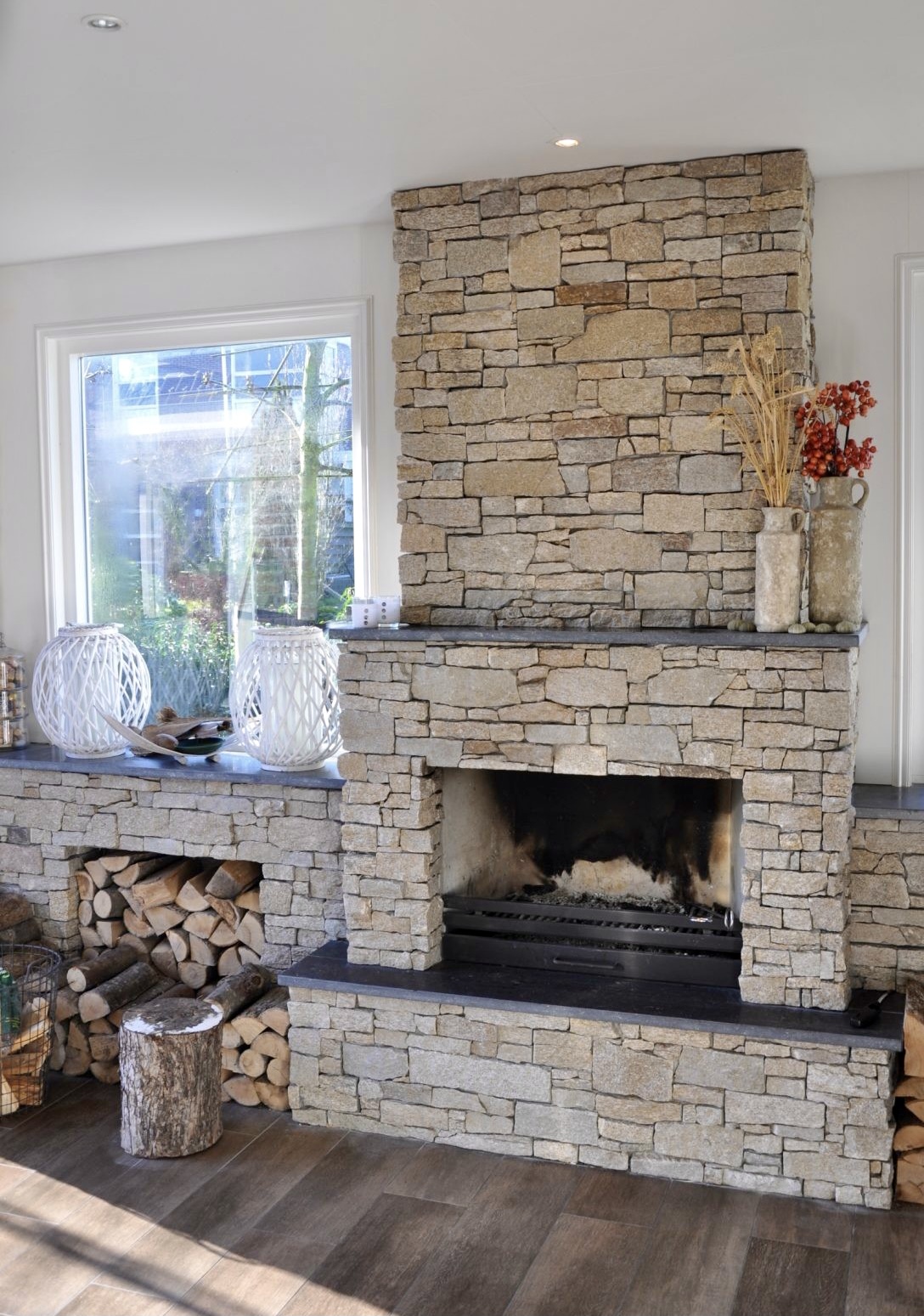 Камень грубый кварцит серо-бежевый 550*200*20\40 мм, натуральный камень для фасада и интерьера BD