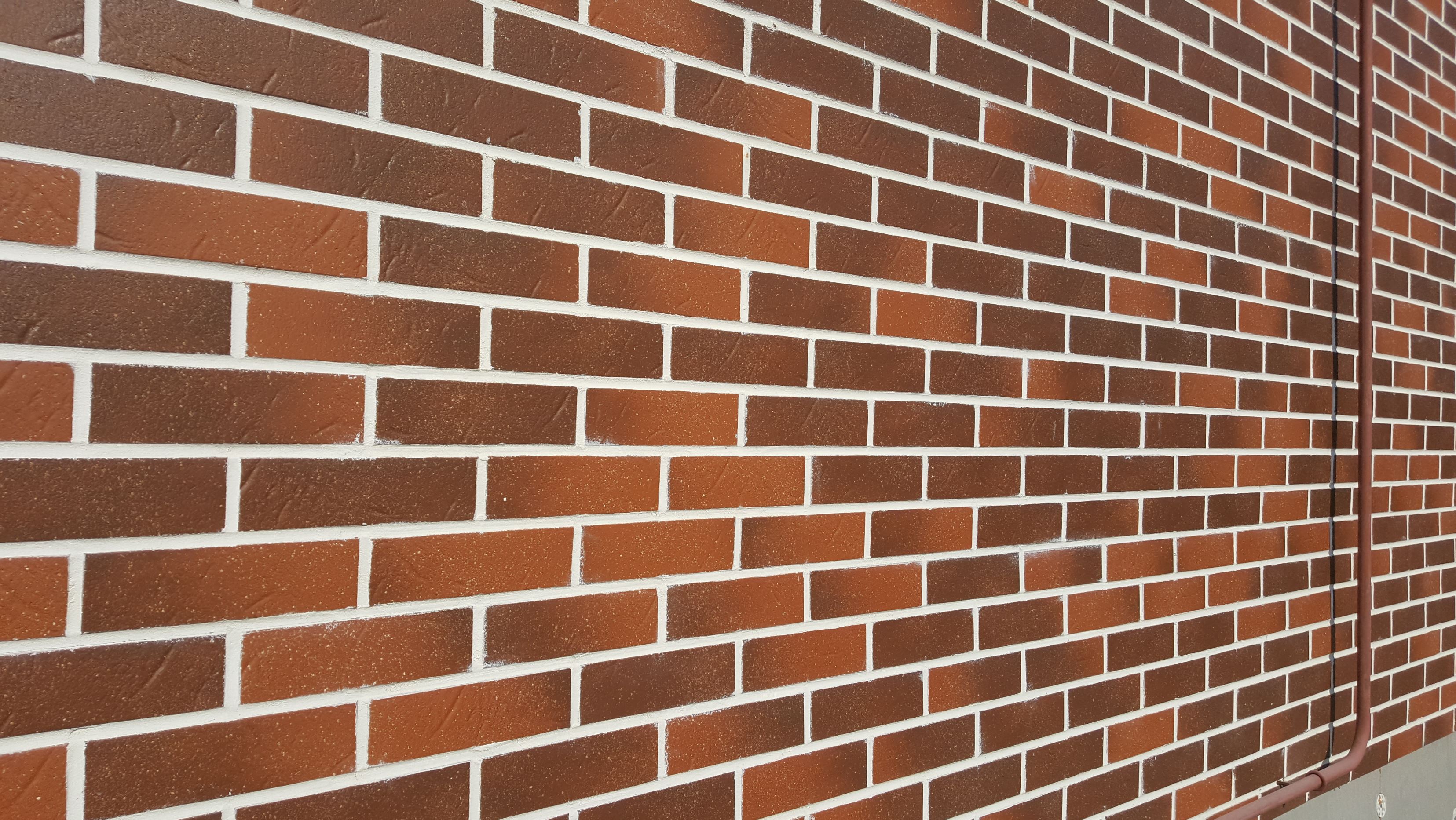 Ласточкин хвост Клинкерная фасадная плитка облицовочная под кирпич ABC Rotbunt struktur besandelt 239*69*13,5 мм