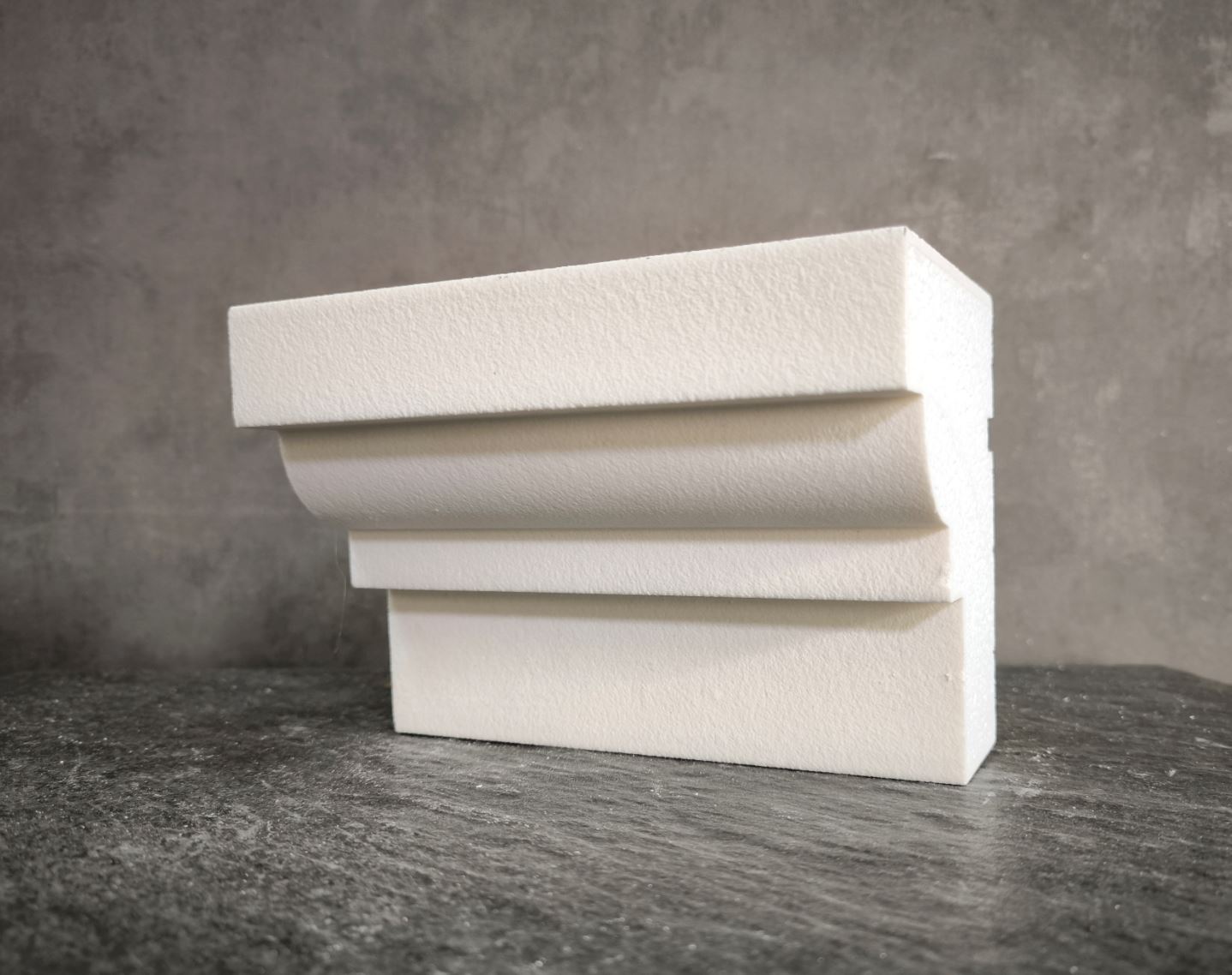 КАРНИЗ для Фасада и Интерьера - лепнина, декор из пенополистирола КВ-140/1 140*120*2000 мм