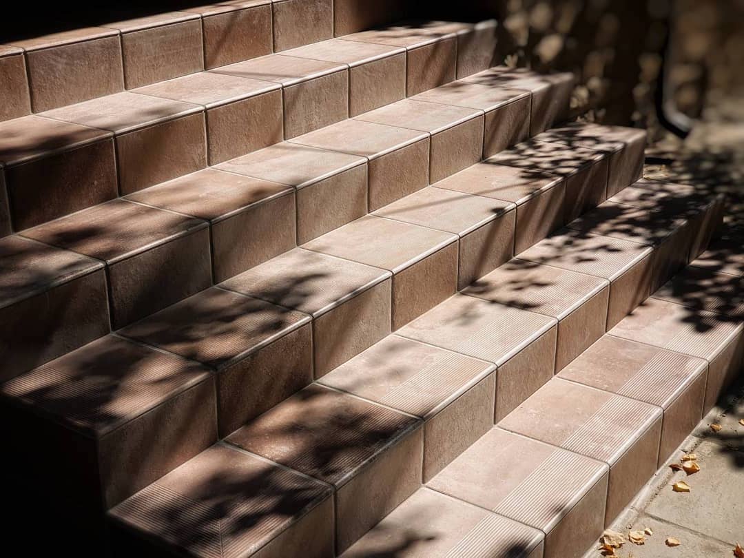 Ilario Beige угловая клинкерная ступень с насечками 300x300x11 мм