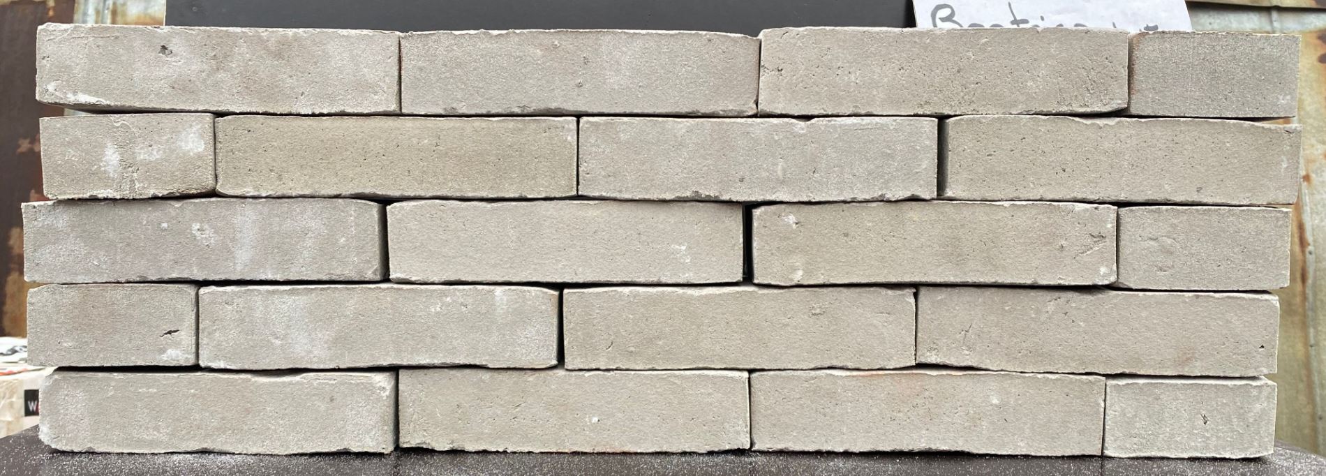 BEATRICE (POLAR)  WF 210х100х50 мм, Кирпич ручной формовки Engels baksteen