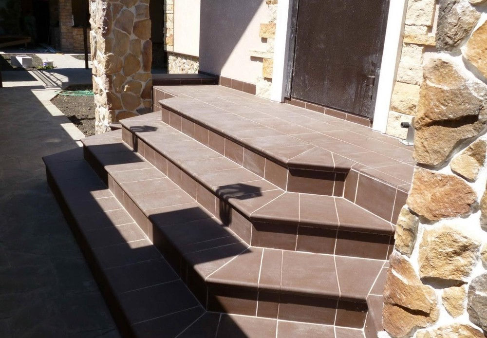 Плитка напольная противоскользящая Клинкерная Stroeher KERAPLATTE TERRA 210 brown 240*115*10 мм