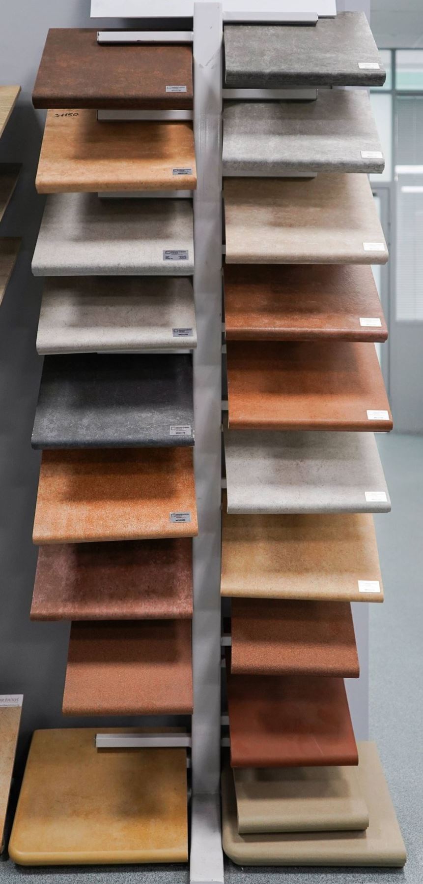 Клинкерная ступень Флорентинер противоскользящая плитка ATRIUM WK31170 Dunkelgrau 310*320*9,5 мм Westerwalder Klinker