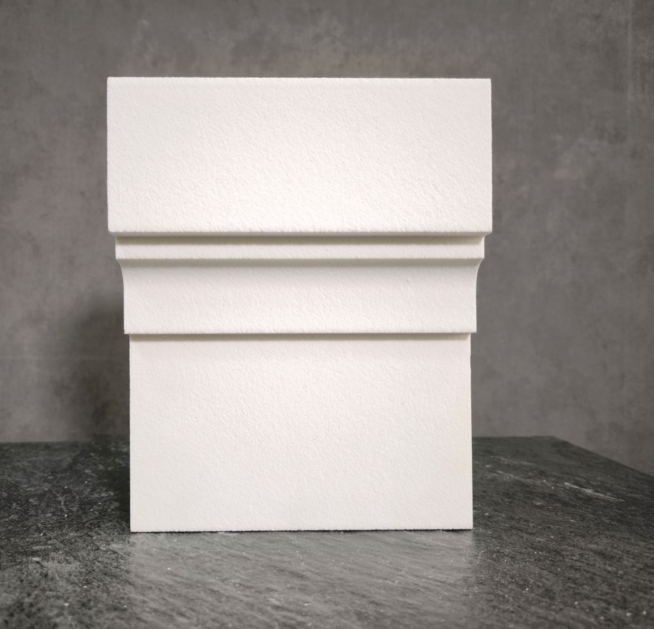 Молдинг для фасада - лепнина, декор из пенополистирола МВ-255/1 (МС-143) 255*65*2000 мм