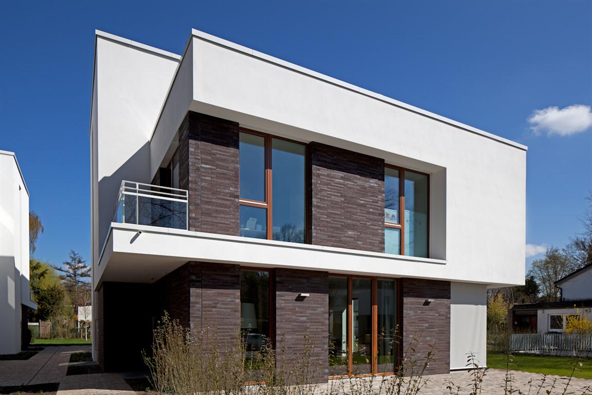 Клинкерная фасадная плитка облицовочная под кирпич Stroeher (Штроер) Zeitlos 359 kohlenglanz гладкая NF14, 240*71*14 мм