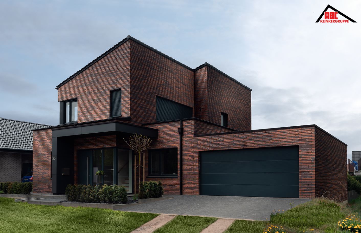 Кирпич облицовочный Клинкерный ABC 8554 Schleswig blau-bunt Kohlebrand Fußsortierung NF 240*115*71 мм