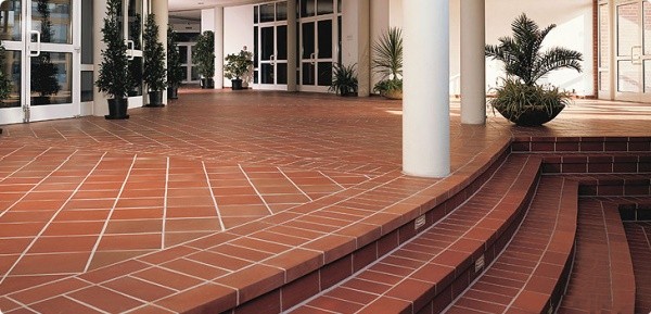 Клинкерная Плитка напольная противоскользящая EURAMIC CLASSIC 361 naturrot 240*240*12 мм