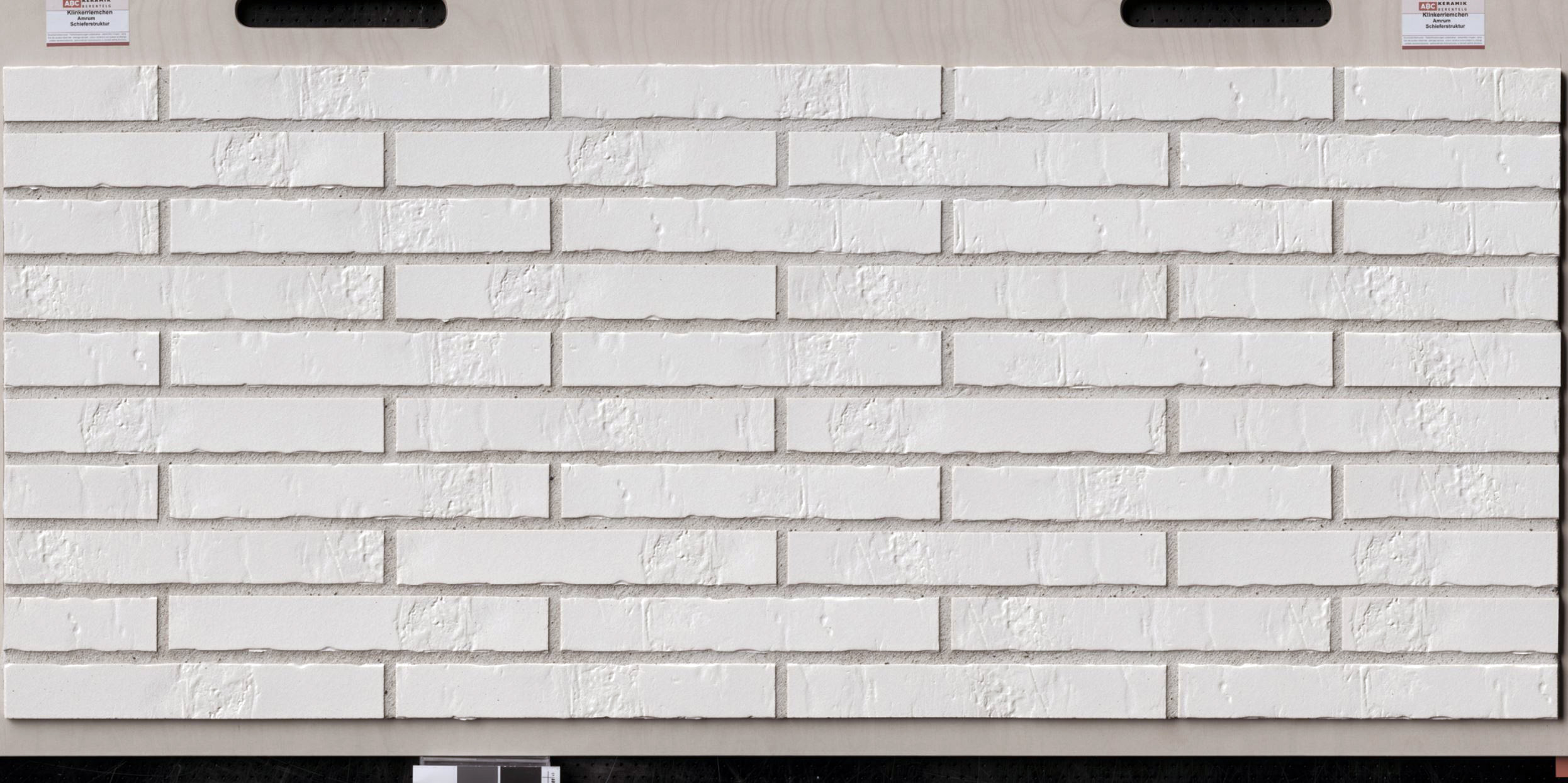 Amrum Schieferstruktur, 365*52*10 мм Langformat Белая клинкерная фасадная плитка под кирпич ригельная  ABC