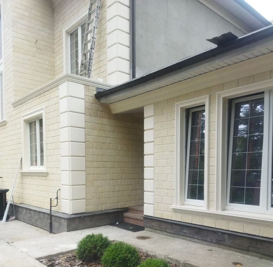 Рустовый камень (Боссажи)  для отделки Фасада углы - лепнина, декор из пенополистирола БВ-1/1 320*30*400 мм