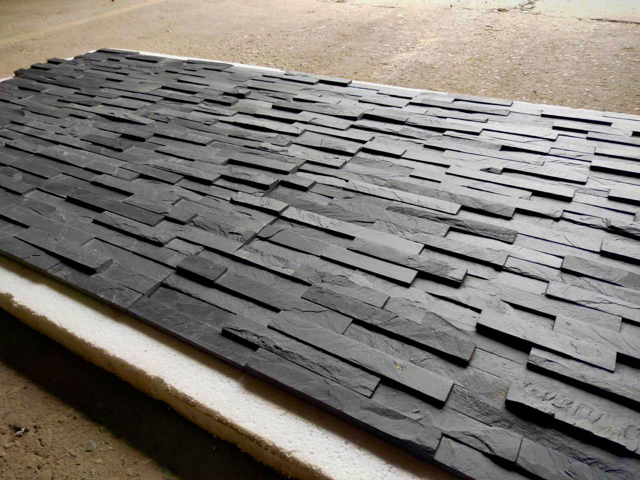 Сланец Черный-018 600*150*10-20 мм, натуральный камень для фасада и интерьера BD