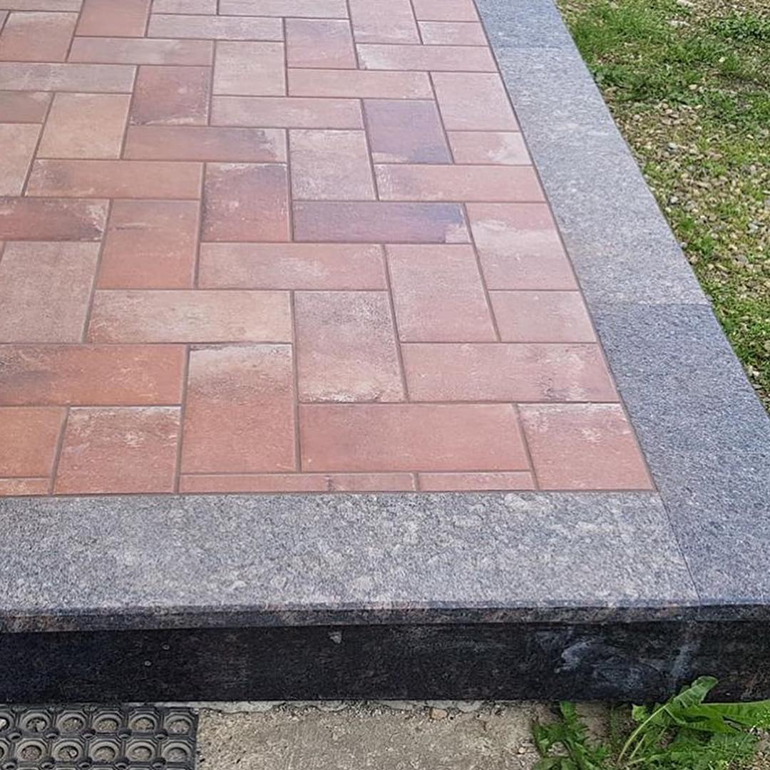 Scandiano Rosso клинкерная ступень с насечками противоскользящая 300x300x11 мм