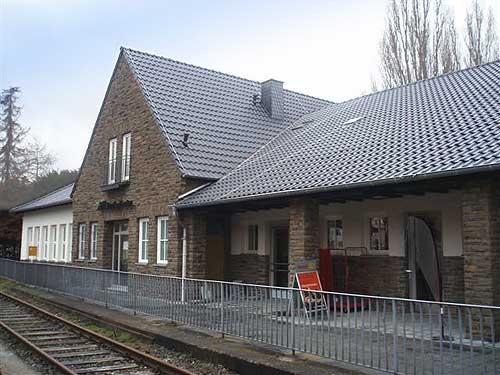 Керамическая черепица рядовая Roben Flandern антрацит ангоб