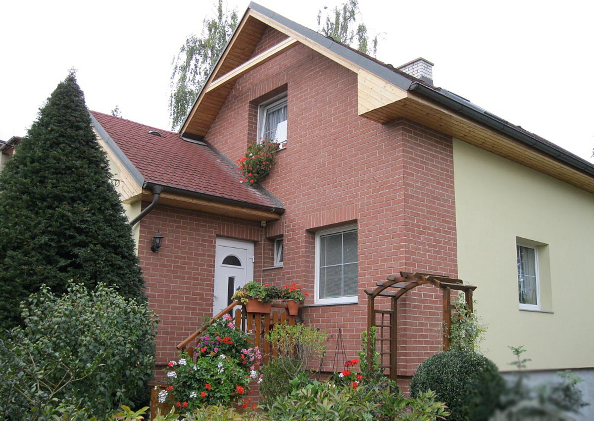 Клинкерная фасадная плитка облицовочная под кирпич Stroeher (Штроер) Keraprotect 415 breda рельефная NF11, 240*71*11 мм