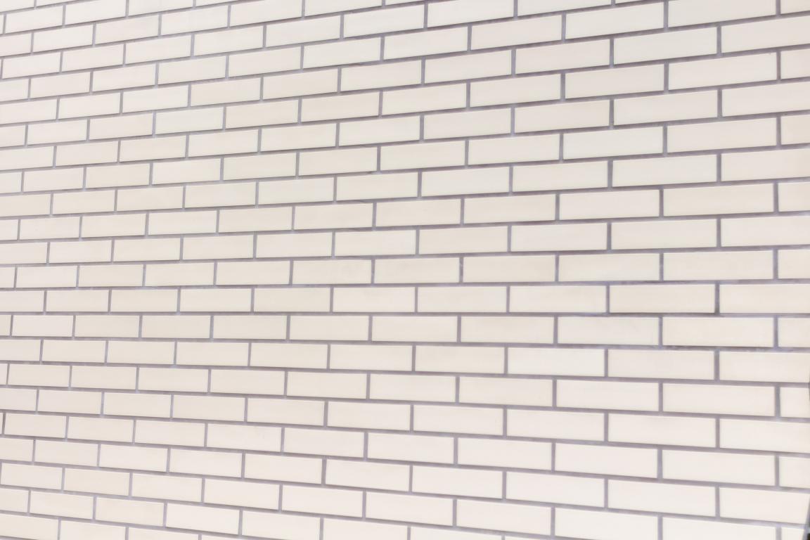 Клинкерная фасадная плитка облицовочная под кирпич Stroeher (Штроер) Keravette Chromatic 140 weiss гладкая NF11, 240*71*11 мм