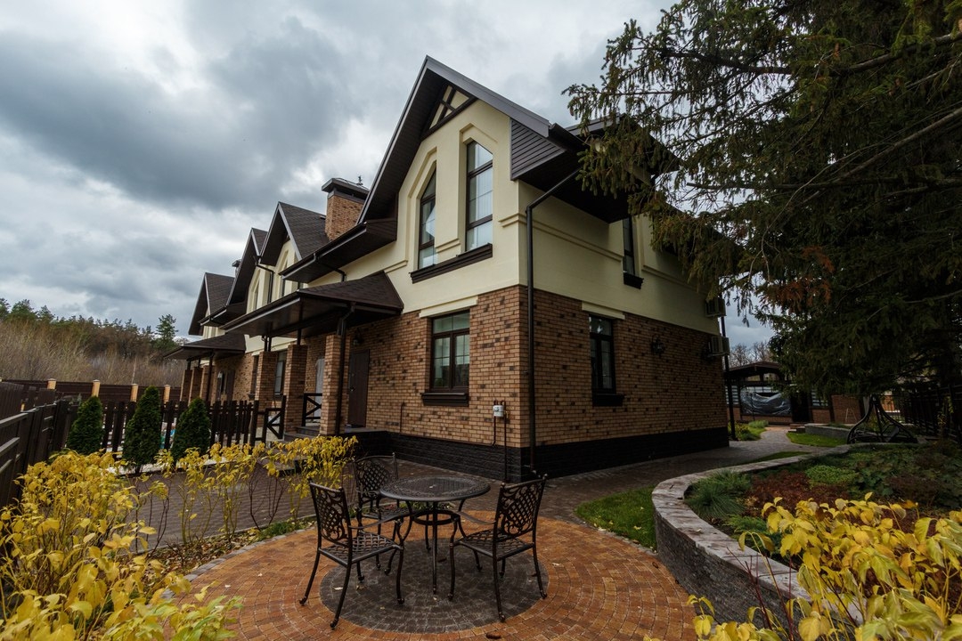 Клинкерная фасадная плитка облицовочная под кирпич Stroeher (Штроер) Zeitlos 357 backstein рельефная NF14, 240*71*14 мм