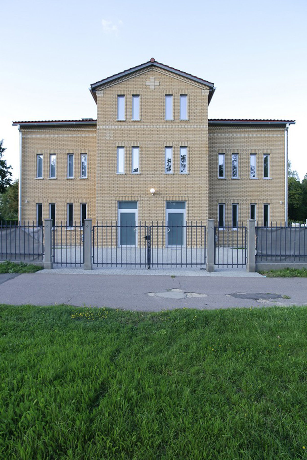 Кирпич клинкерный облицовочный желтый, Lode ASA SARMITE  штриховая, 250*120*65 мм