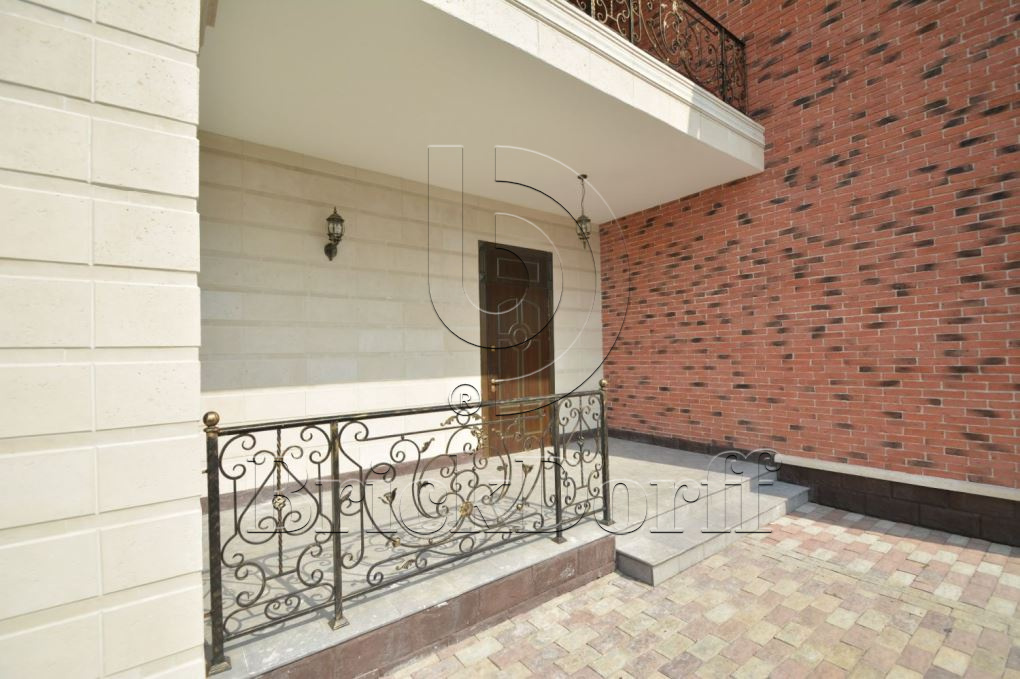 Фасадная облицовочная декоративная плитка травертин-касса 01