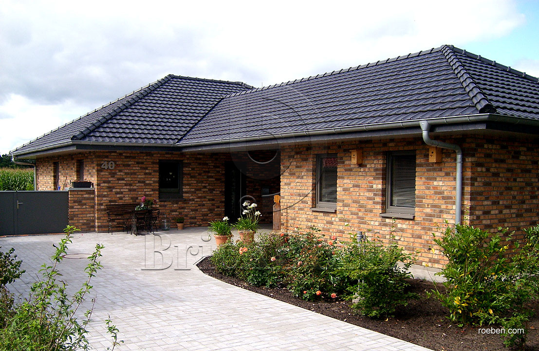 Керамическая черепица рядовая Roben Rheinland антрацит ангоб