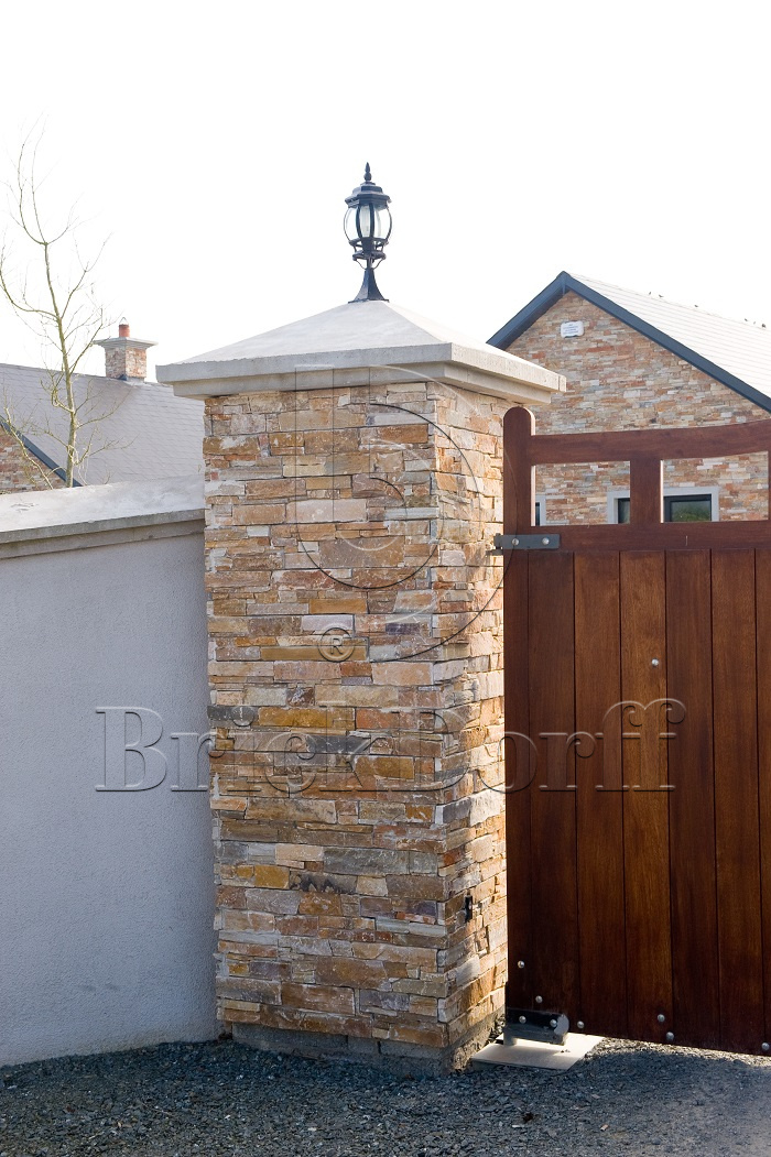 Камень грубый кварцит бежевый 550*200*20\40 мм, натуральный камень для фасада и интерьера BD