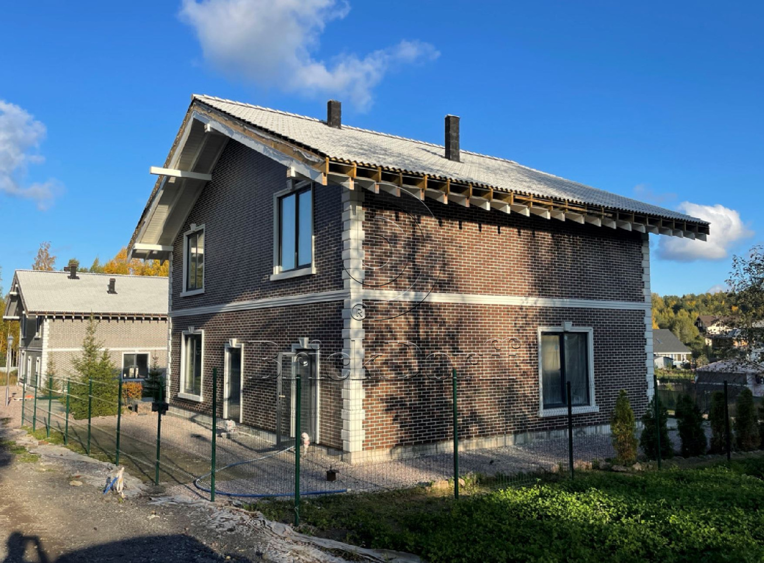 CLOUD BROWN 245X66х7,4 мм Клинкерная фасадная плитка под кирпич облицовочная коричневая