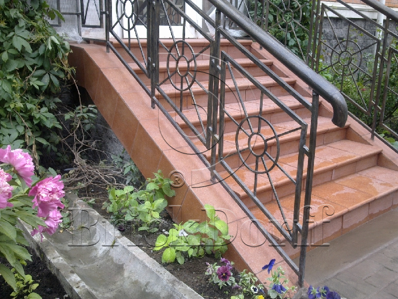 Клинкерная Плитка напольная противоскользящая Stroeher KERAPLATTE ROCCIA 841 rosso 444*294*10 мм