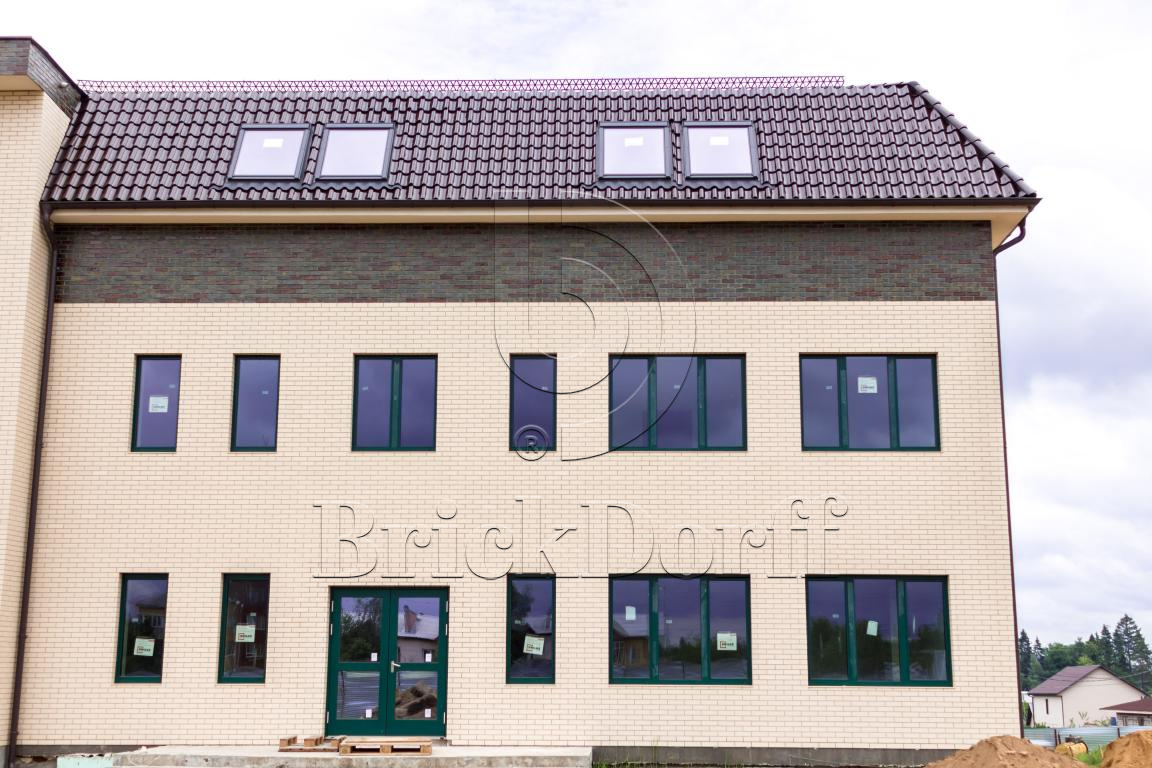 Клинкерная фасадная плитка облицовочная под кирпич Stroeher (Штроер) Keravette Chromatic 140 weiss гладкая NF11, 240*71*11 мм