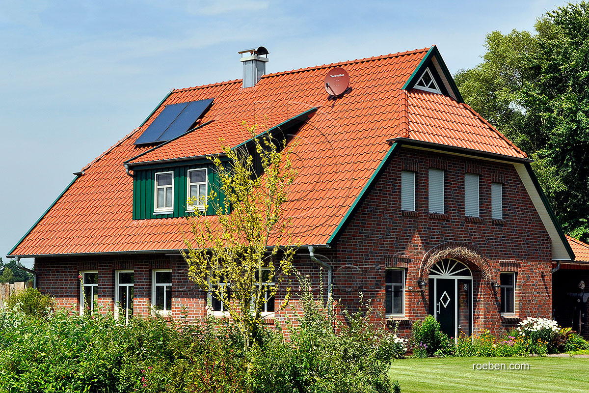 Керамическая черепица рядовая Roben Bornholm медный красно-коричневый ангоб