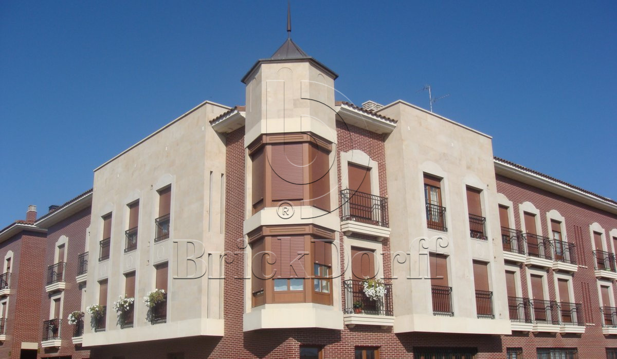 Глазурованная клинкерная фасадная плитка под кирпич ABC Braun 370 коричневая, 240*52*10 мм