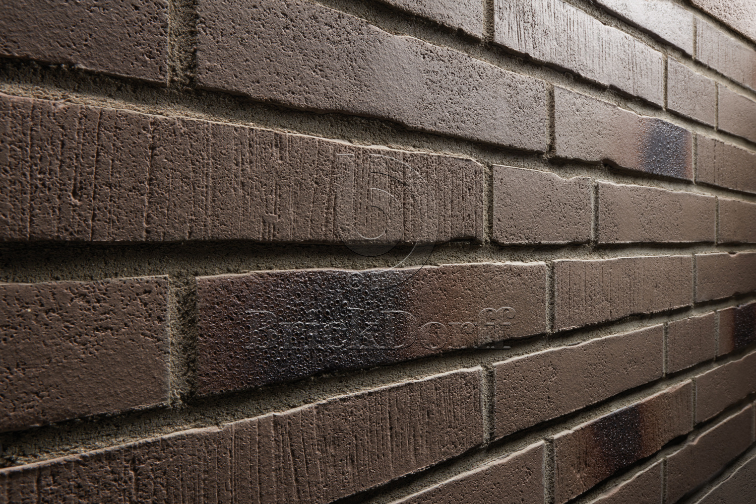 Клинкерная фасадная плитка облицовочная под кирпич Stroeher (Штроер) Handstrich 393 eisenasche шероховатая, 240*52*14 мм