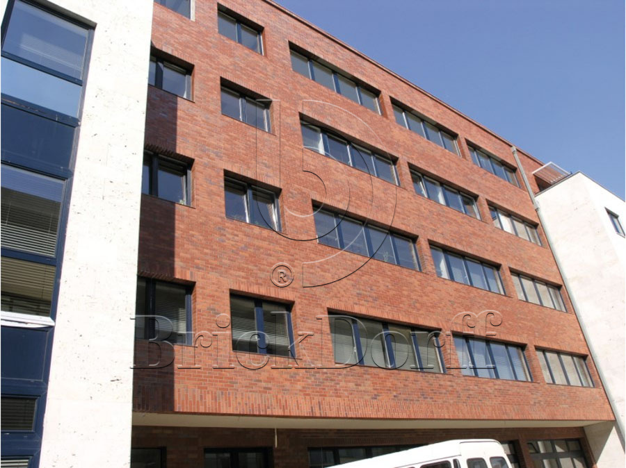 Клинкерная фасадная плитка облицовочная под кирпич Stroeher (Штроер) Keravette Chromatic 316 patrizienrot ofenbunt рельефная DF8, 240*52*8 мм