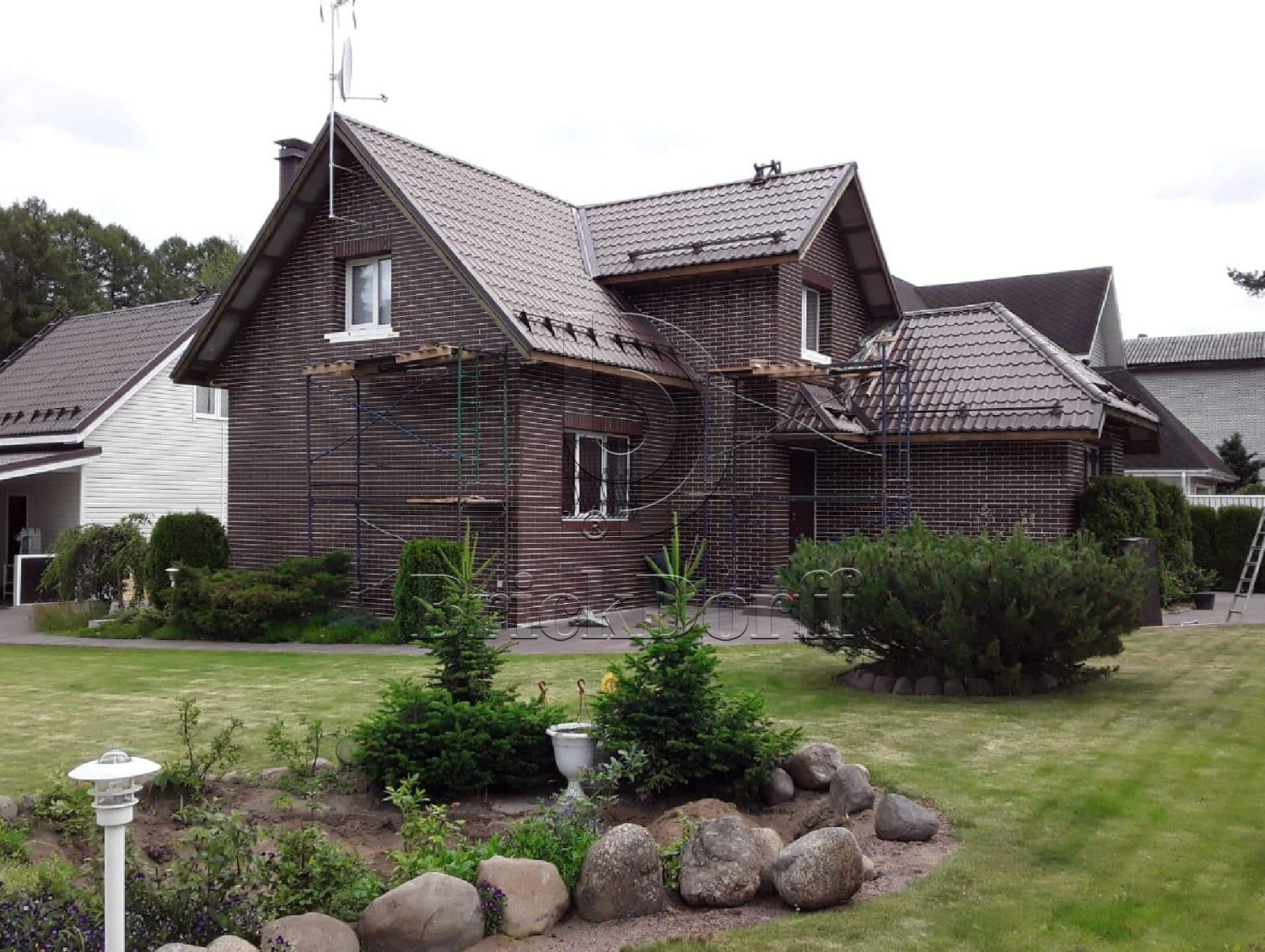 CLOUD BROWN 245X66х7,4 мм Клинкерная фасадная плитка под кирпич облицовочная коричневая