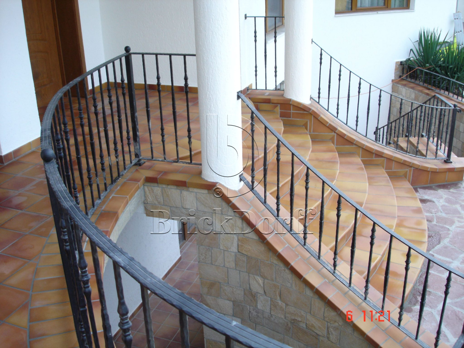 Плитка напольная противоскользящая Клинкерная Stroeher KERAPLATTE TERRA 307 wheat 240*240*12 мм