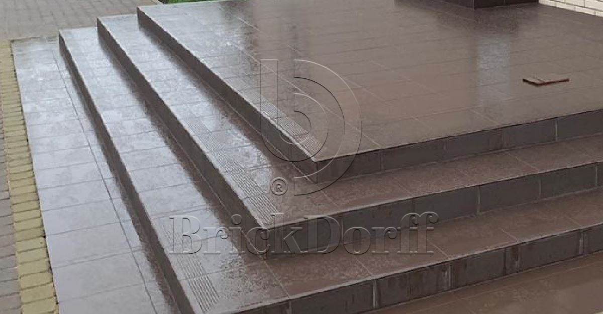 Natural Brown Duro клинкерная ступень с насечками противоскользящая 300x300x11 мм