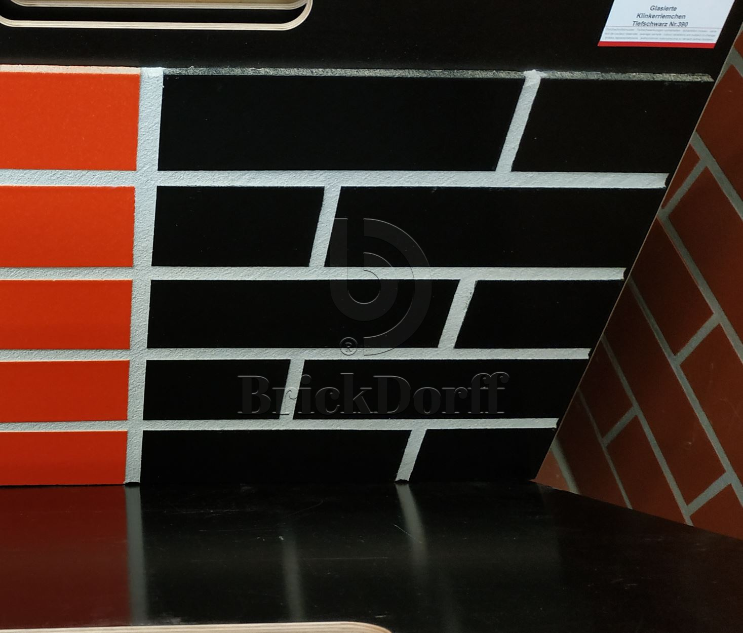 Фасадная Термопанель из Пенополиуретана ППУ 40 мм с Клинкерной Глазурованной плиткой Tiefschwarz 390, 240*71*10 мм