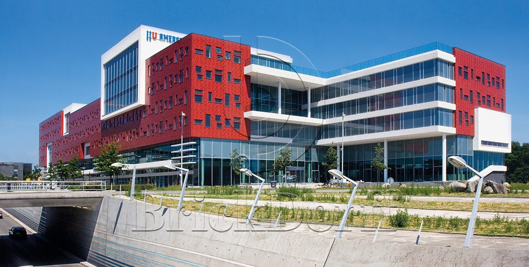 Глазурованная клинкерная фасадная плитка под кирпич ABC Rot 330 красная, 240*52*10 мм