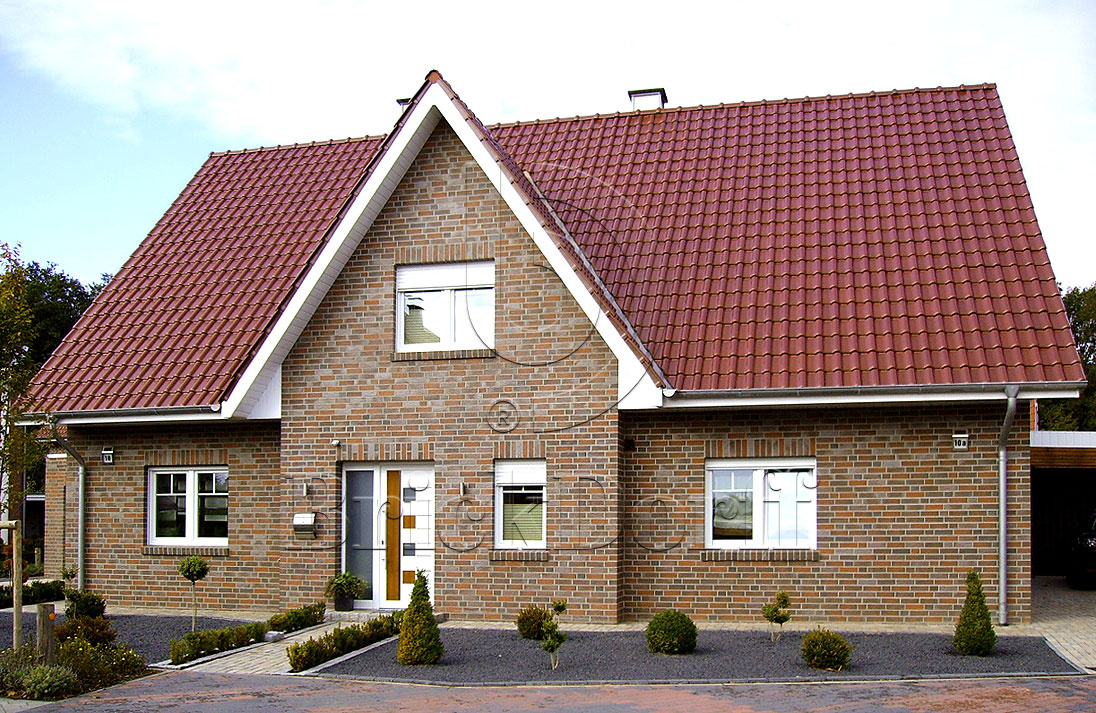 Керамическая черепица рядовая Roben MONZAplus каштановый глянцевый ангоб