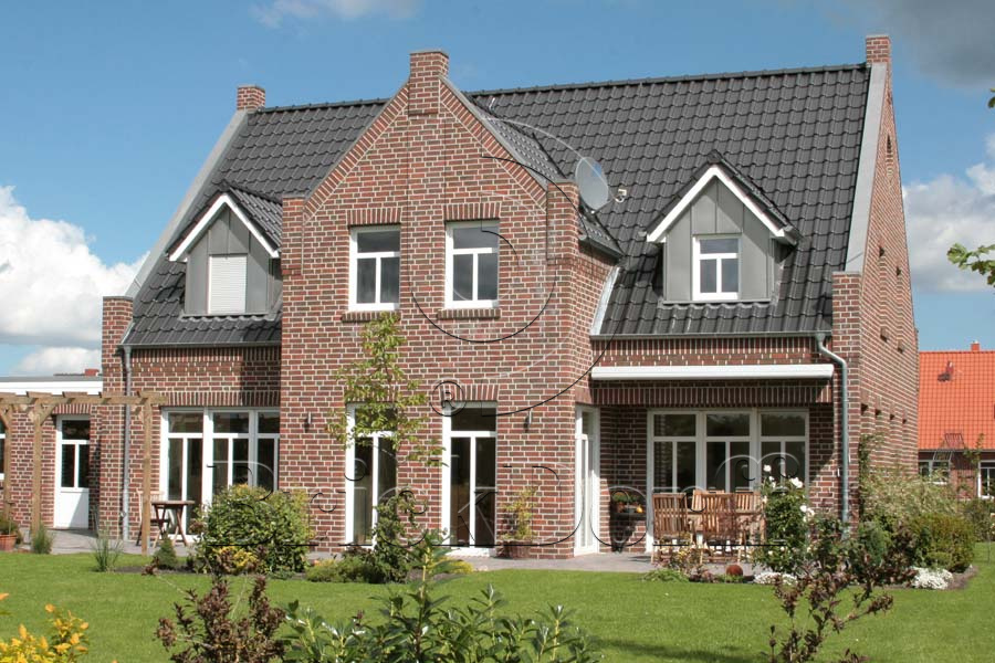 Керамическая черепица рядовая Roben FLANDERNplus антрацит ангоб