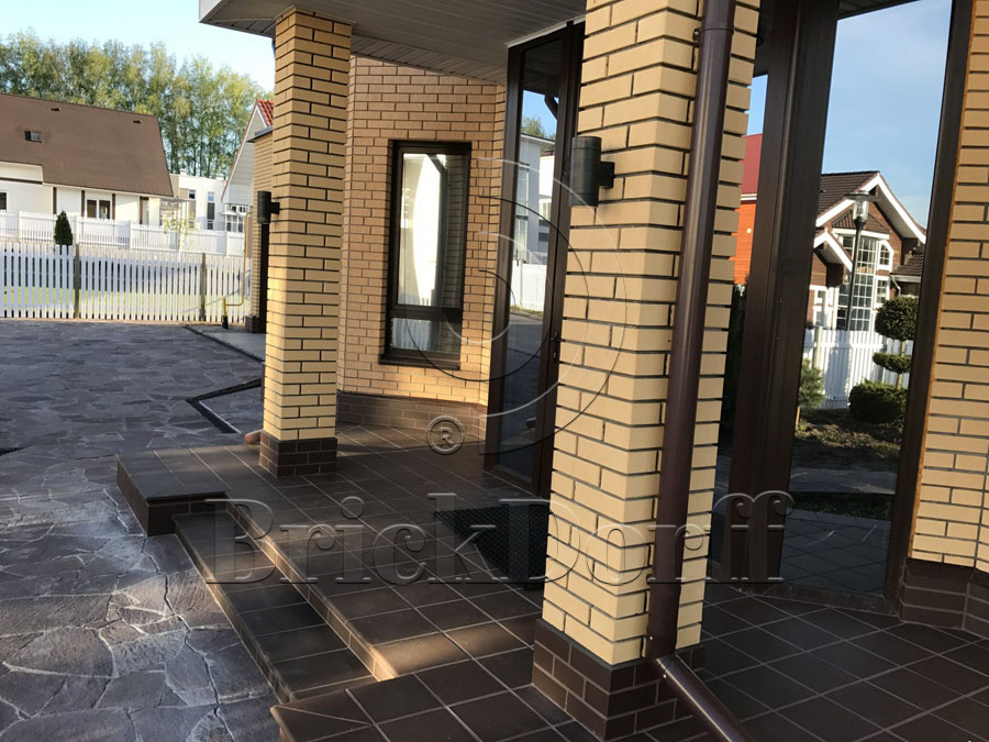 Клинкерная напольная плитка ABC Objekta Braun 240*240*12 мм