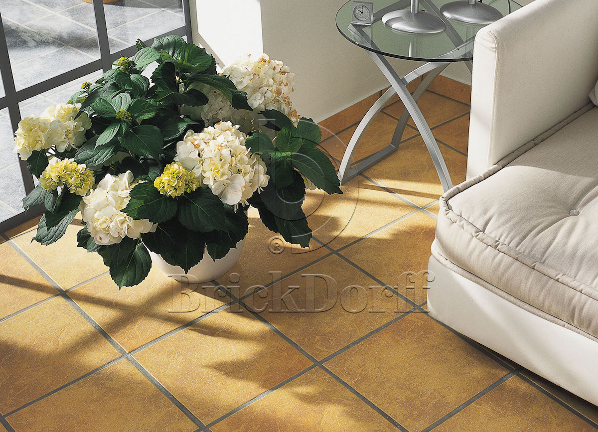 Клинкерная Плитка напольная противоскользящая Stroeher KERAPLATTE ROCCIA 834 giallo 240*115*10 мм