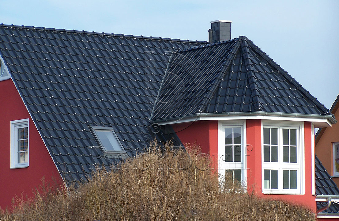 Керамическая черепица рядовая Roben MONZAplus черно-коричневый глазурь