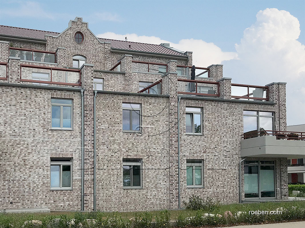 Керамическая черепица рядовая Roben FLANDERNplus мерло глянцевый ангоб