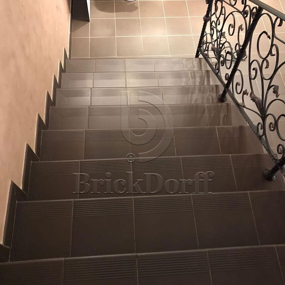 Natural Brown Duro клинкерная ступень с насечками противоскользящая 300x300x11 мм